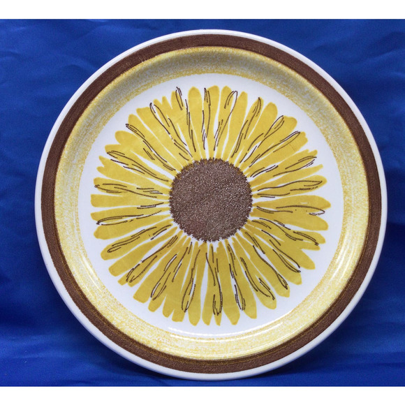 VTG Jamestown China Ironstone Rare Sunflower pattern Dinner Plate 10" - Picture 1 of 4
